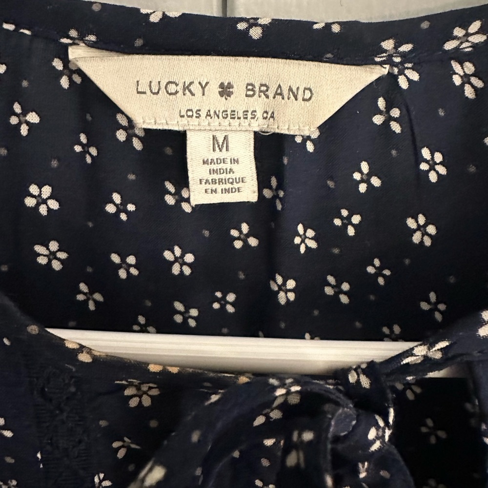 Lucky blouse, blue, great fit medium